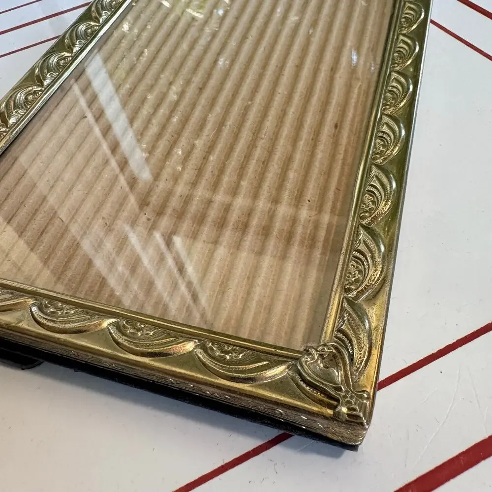Vintage Gold Tone 5x7 Picture Frame Ornate Floral Tabletop Photo Frame.